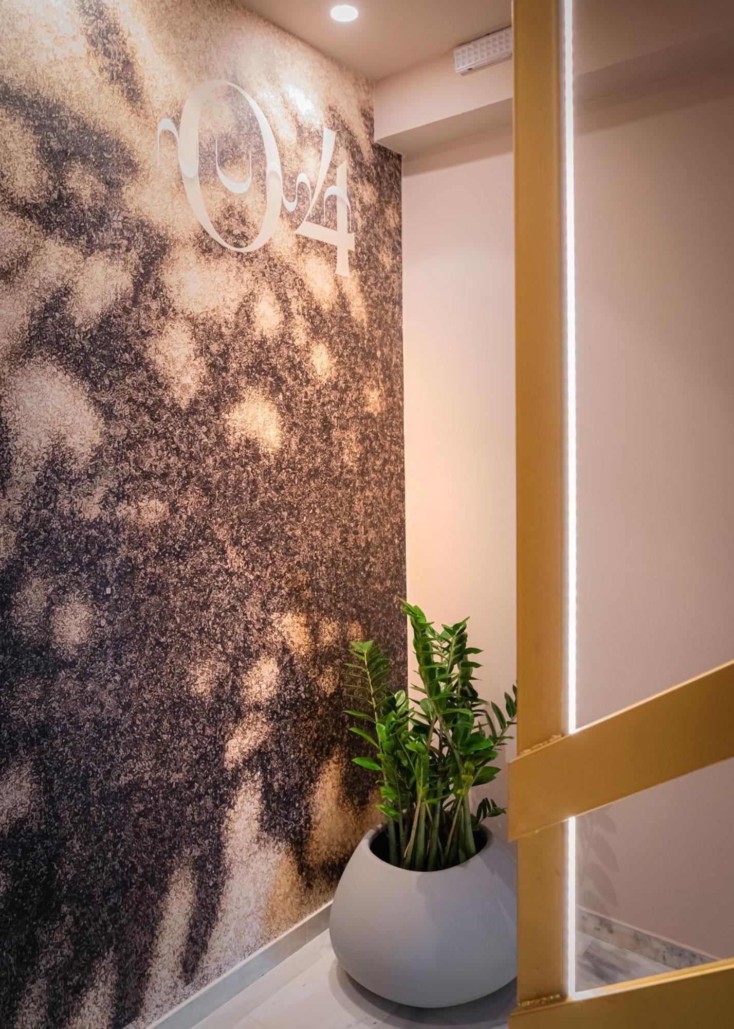 Num Suites & Lofts Athens Luaran gambar