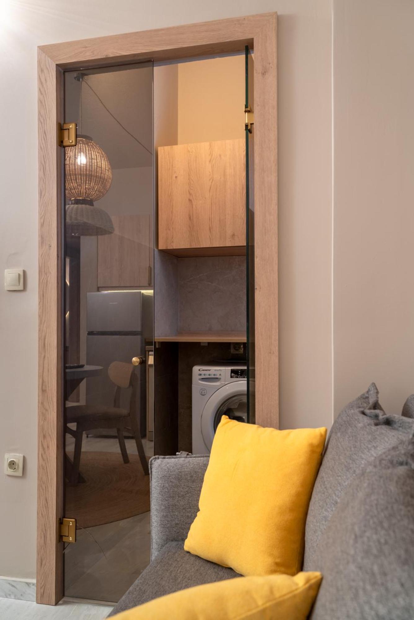 Num Suites & Lofts Athens Luaran gambar