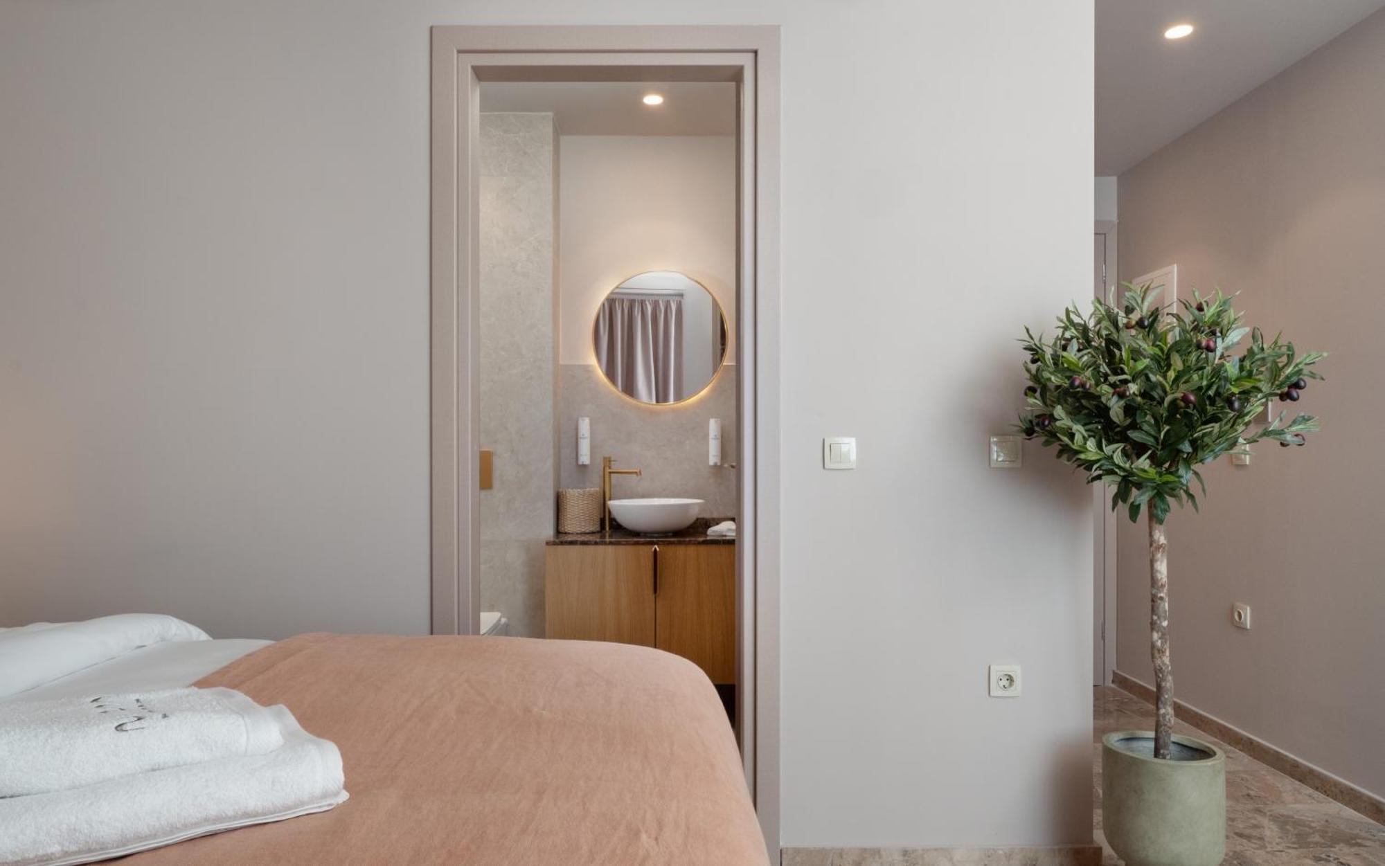 Num Suites & Lofts Athens Luaran gambar